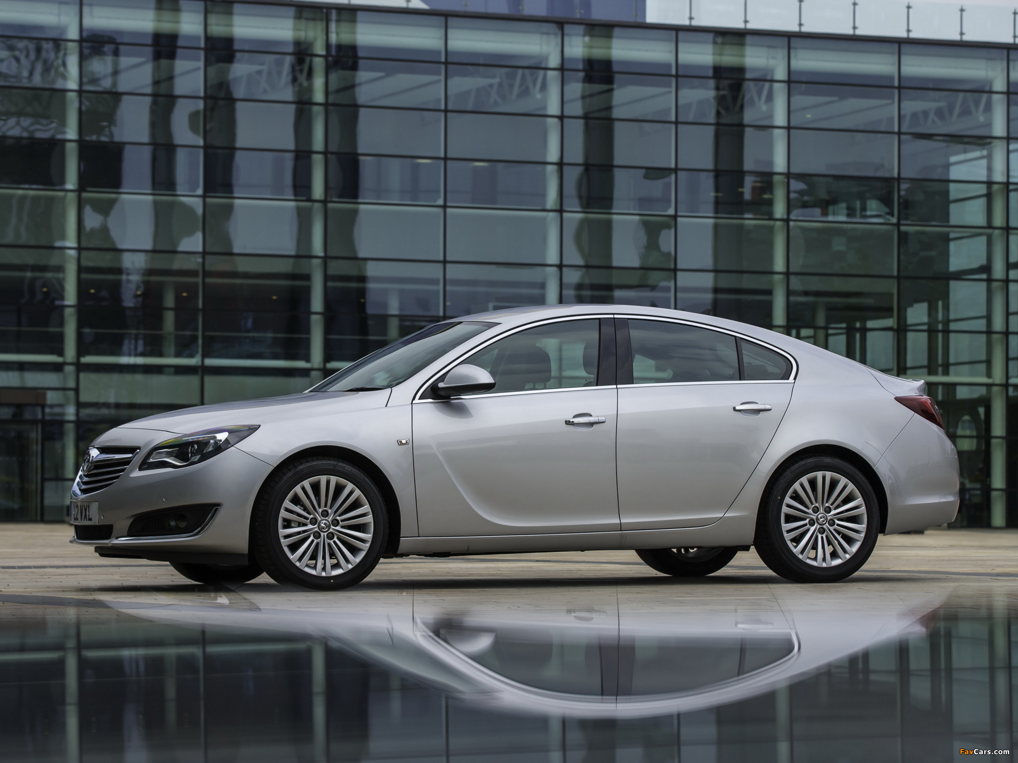 Pictures of Vauxhall Insignia ecoFLEX Hatchback 2013 (2048 x 1536)