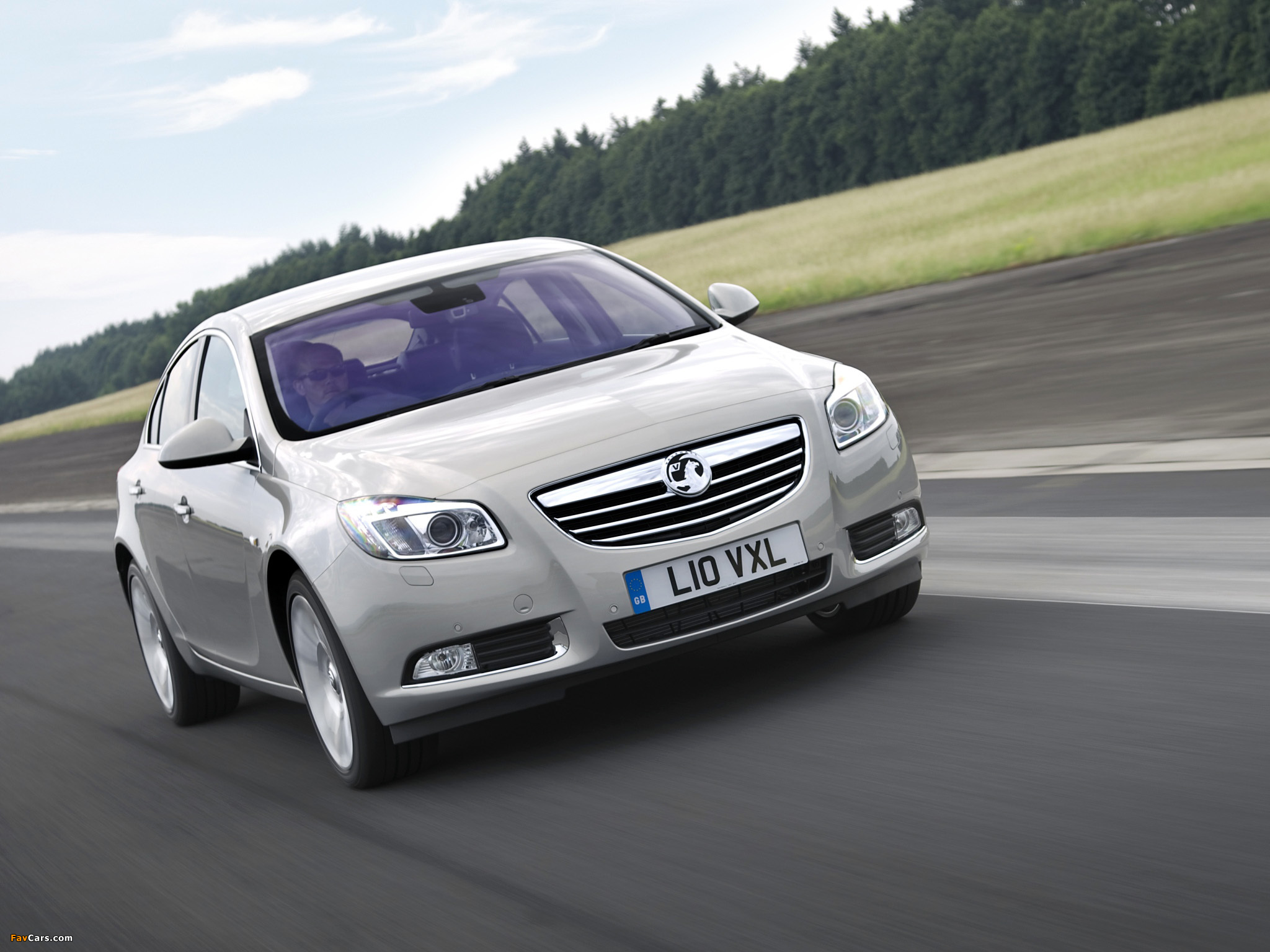 Vauxhall Insignia Hatchback 2008–13 images (2048 x 1536)