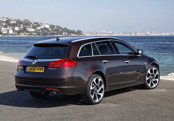 Vauxhall Insignia 4x4 BiTurbo Sports Tourer 2012–13 pictures