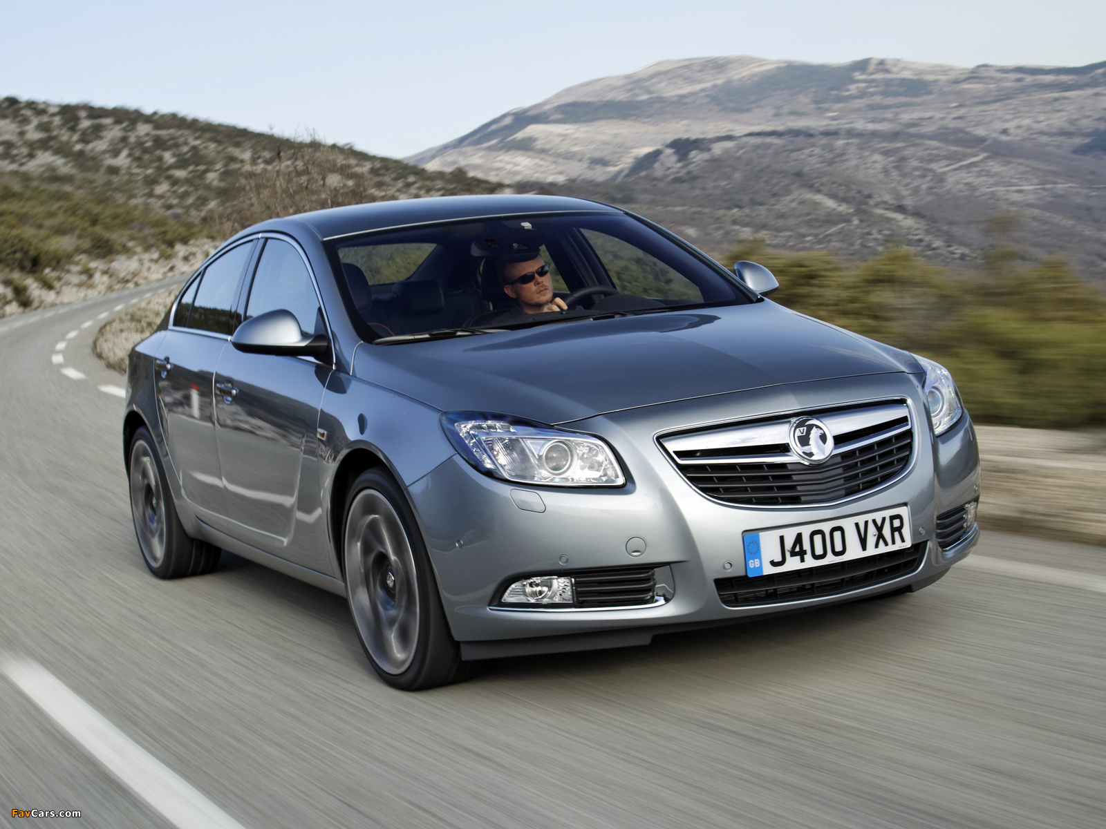 Vauxhall Insignia 4x4 BiTurbo 2012–13 wallpapers (1600 x 1200)