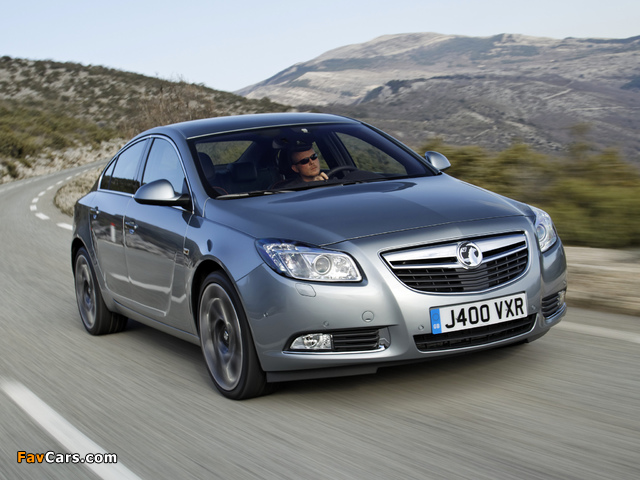 Vauxhall Insignia 4x4 BiTurbo 2012–13 wallpapers (640 x 480)