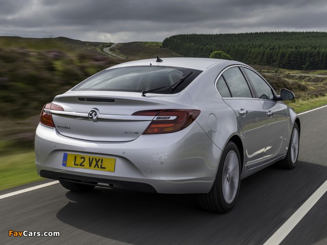 Vauxhall Insignia ecoFLEX Hatchback 2013 photos (640 x 480)