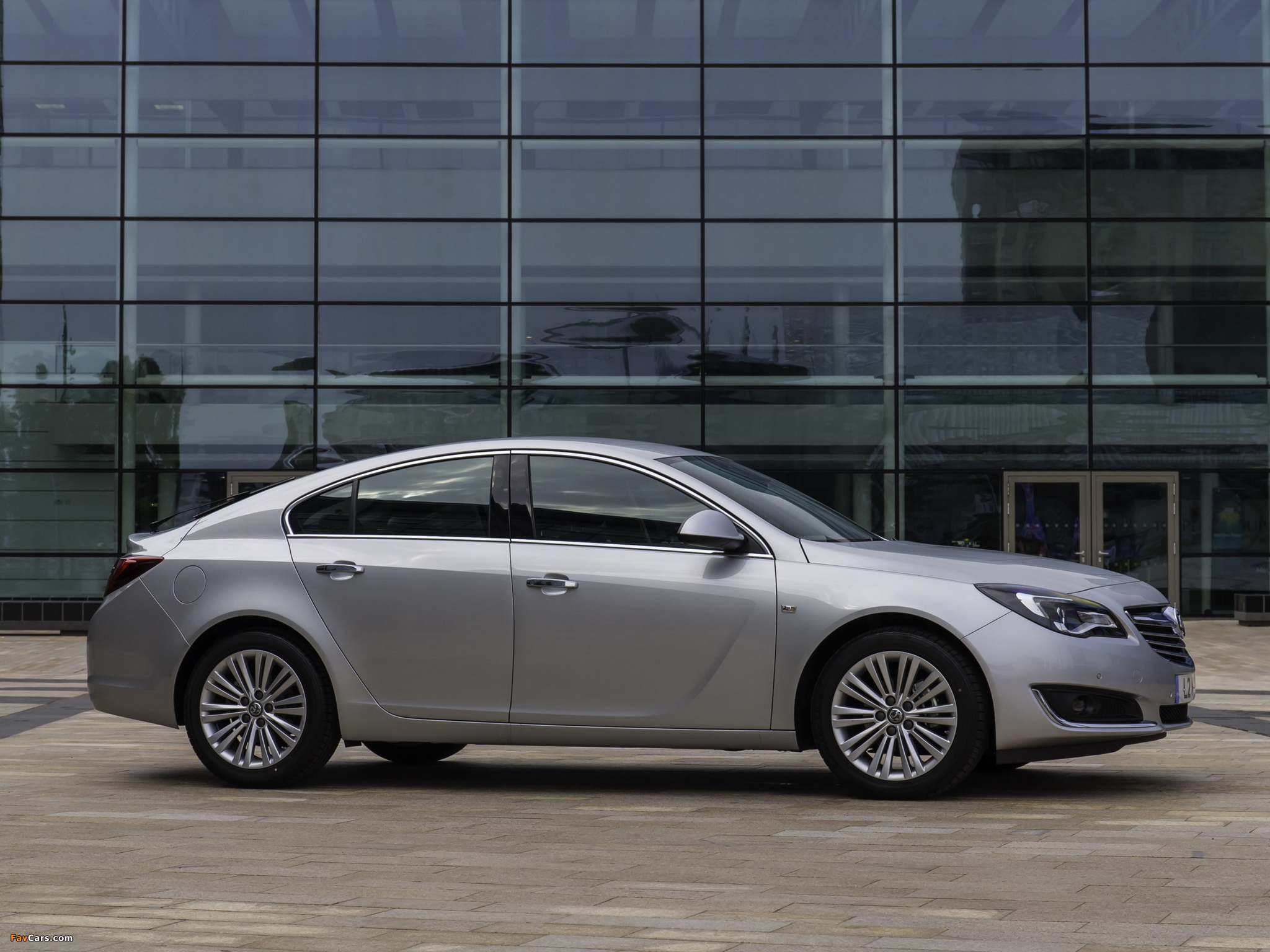 Vauxhall Insignia ecoFLEX Hatchback 2013 photos (2048 x 1536)