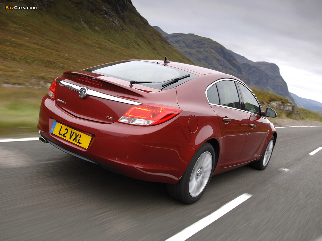 Vauxhall Insignia Hatchback 2008–13 wallpapers (1024 x 768)