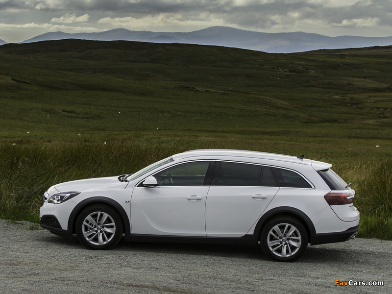 Vauxhall Insignia Country Tourer 2013 wallpapers (800 x 600)