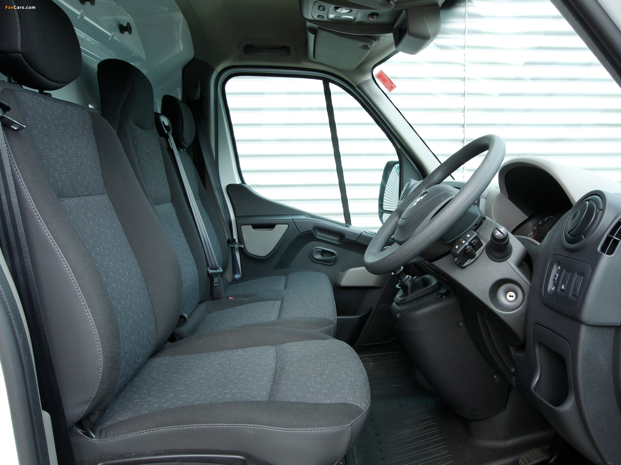 Pictures of Vauxhall Movano LWB Van 2010 (2048 x 1536)