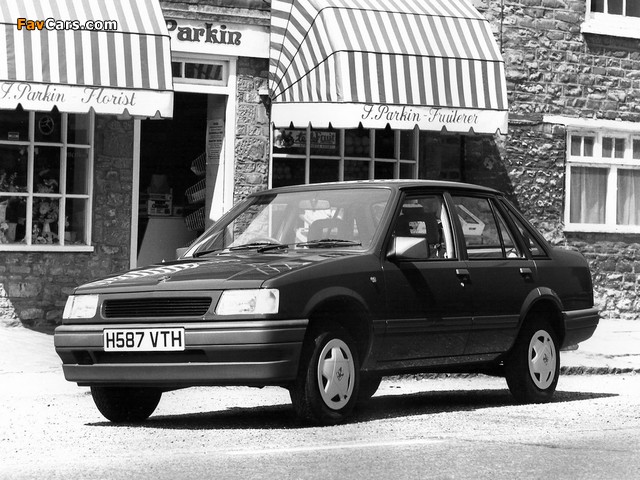 Photos of Vauxhall Nova Saloon Merit 4-door 1990–92 (640 x 480)