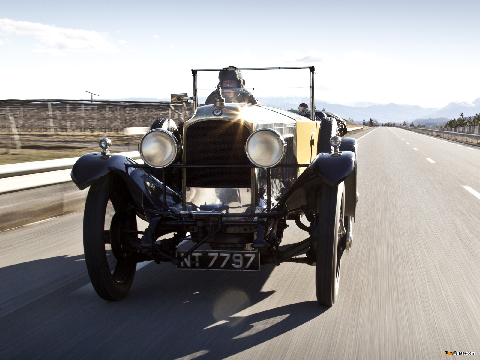 Pictures of Vauxhall OE-Type 30/98 Velox Tourer 1926–27 (1600 x 1200)