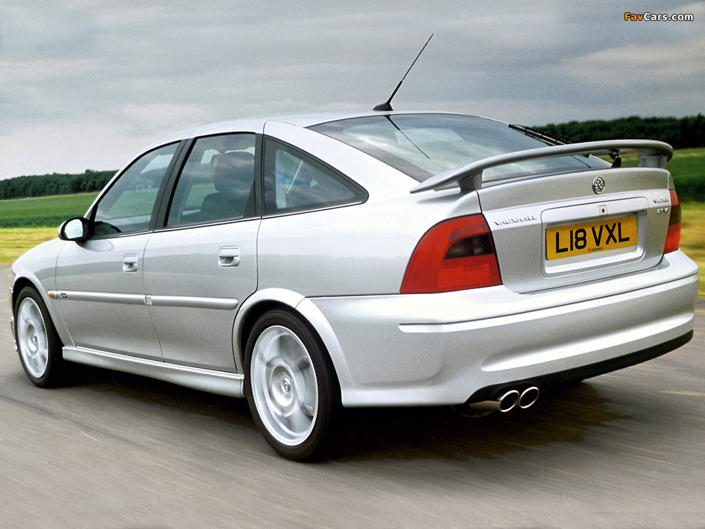Images of Vauxhall Vectra GSi Hatchback (B) 1998–99 (1024 x 768)