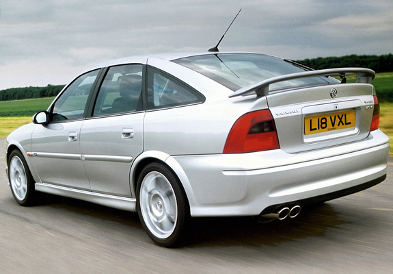 Images of Vauxhall Vectra GSi Hatchback (B) 1998–99