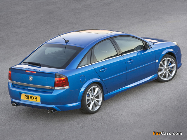Images of Vauxhall Vectra VXR (C) 2005–09 (640 x 480)