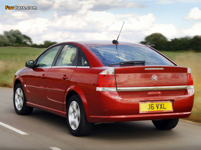 Images of Vauxhall Vectra GTS (C) 2005–08 (640 x 480)