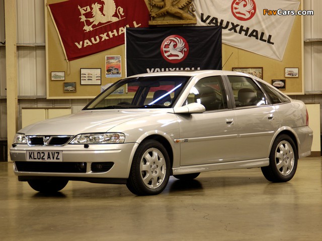 Vauxhall Vectra Hatchback (B) 1995–99 wallpapers (640 x 480)