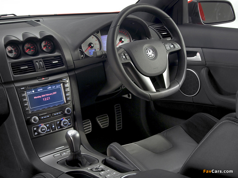 Images of Vauxhall VXR8 2007–09 (800 x 600)