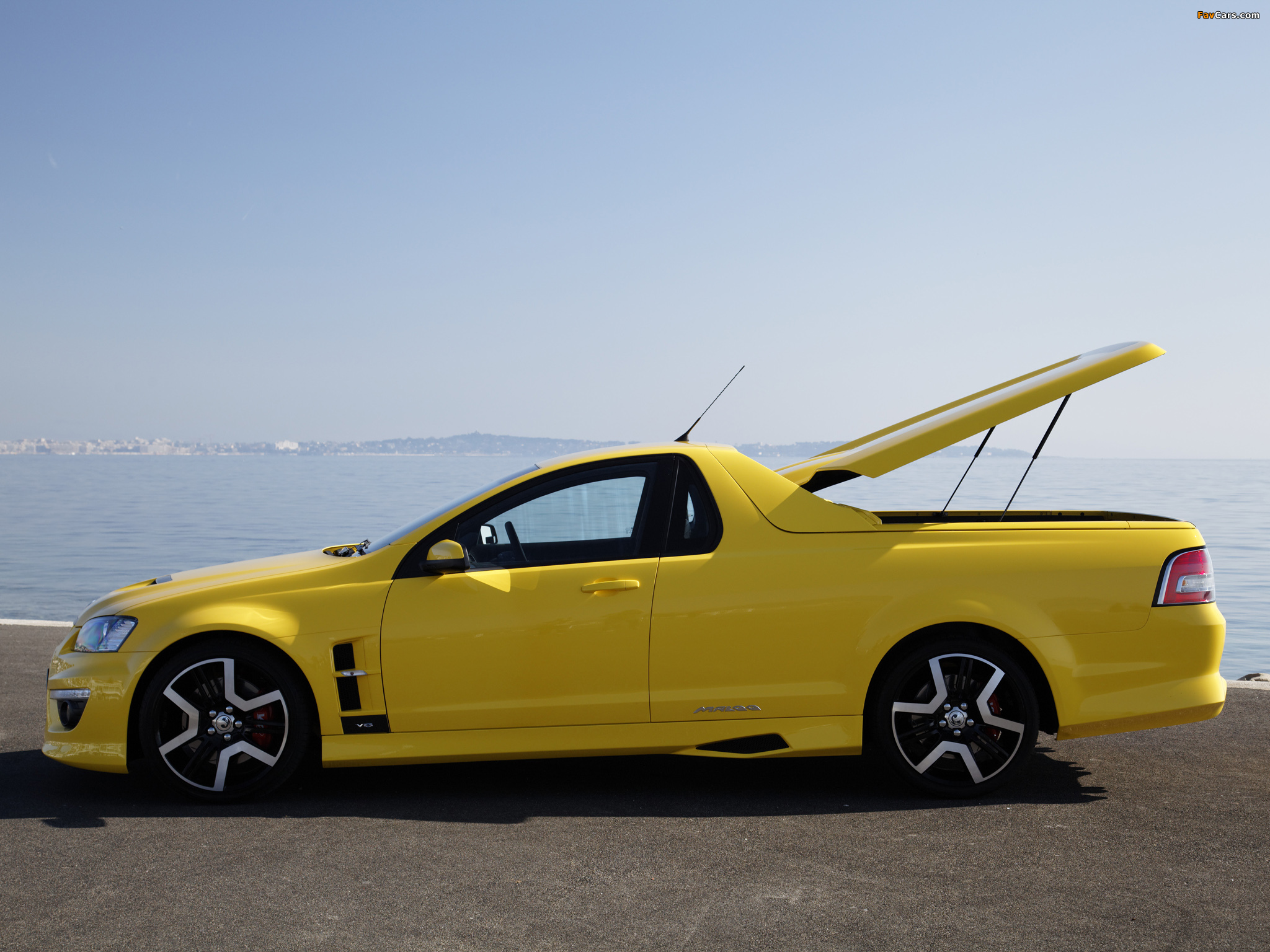 Images of Vauxhall VXR8 Maloo 2012–13 (2048 x 1536)