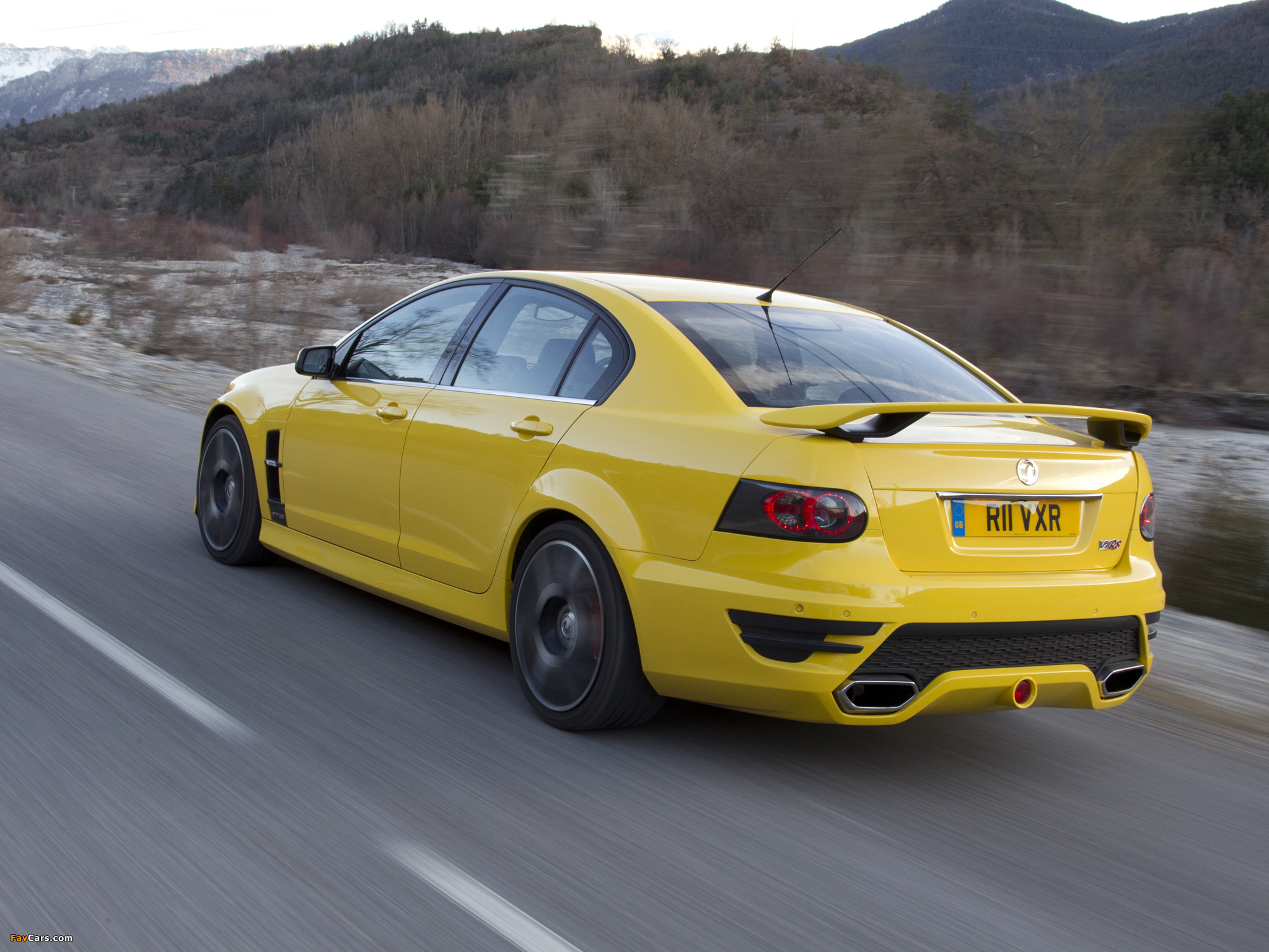 Vauxhall VXR8 2011–13 images (2048 x 1536)