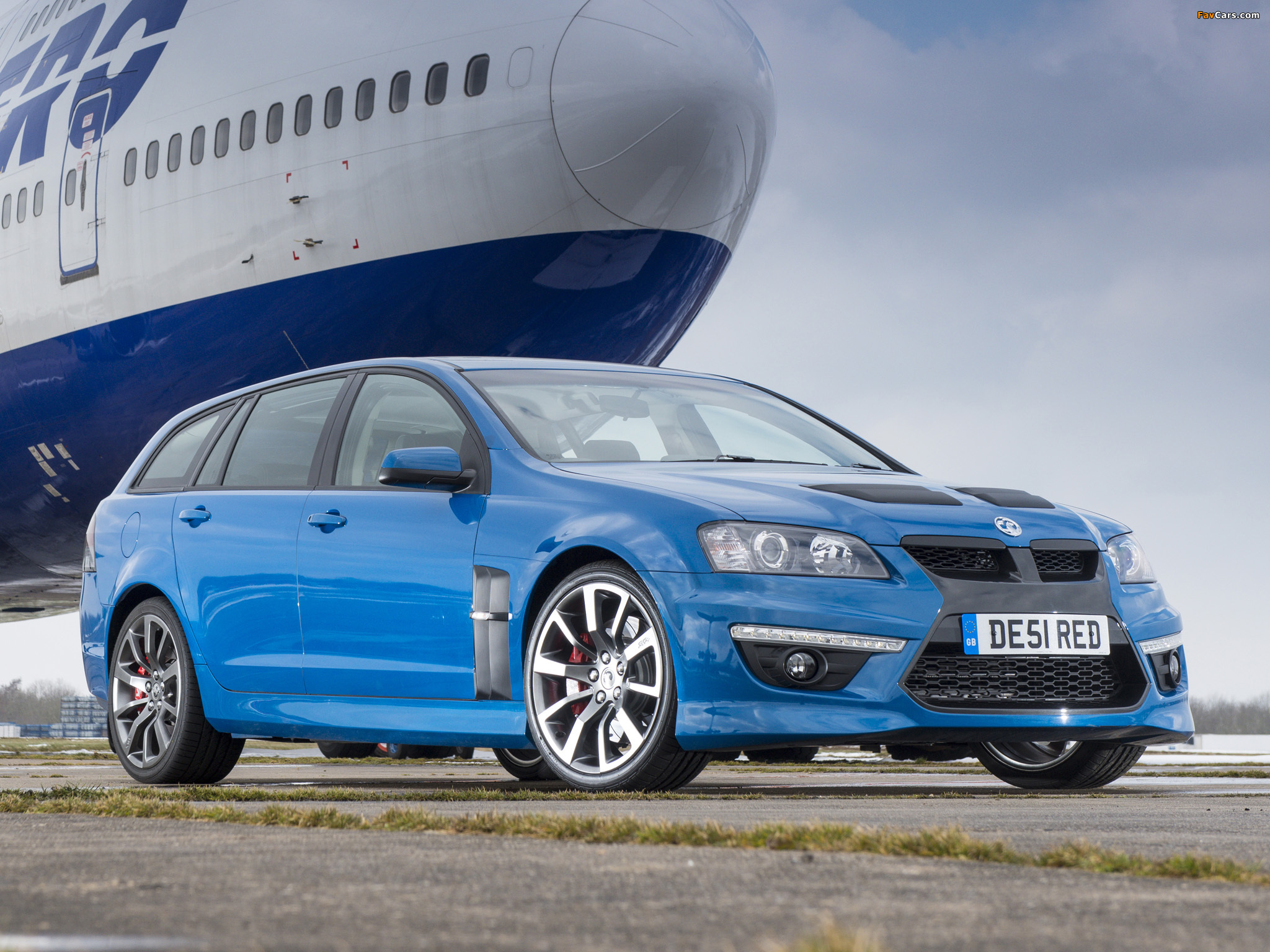 Vauxhall VXR8 Tourer 2013 pictures (2048 x 1536)