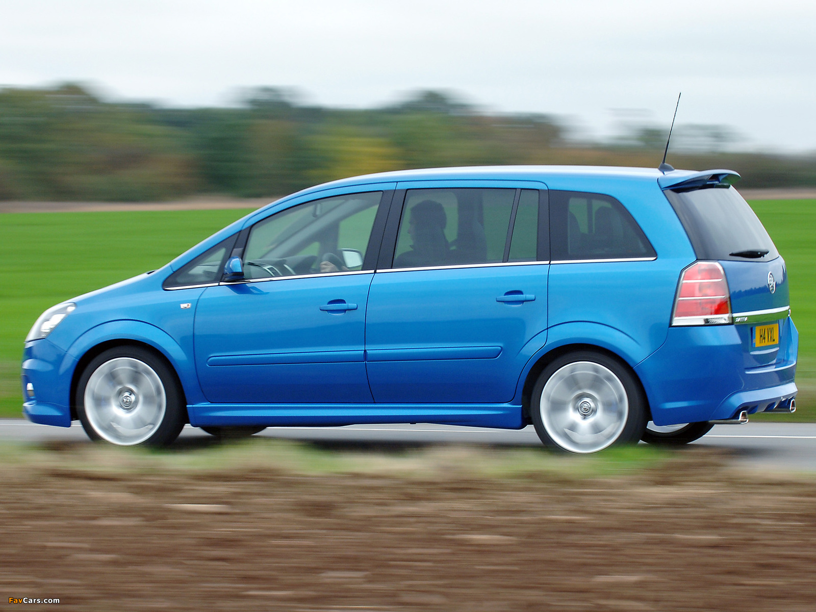 Vauxhall Zafira VXR 2005–10 wallpapers (1600 x 1200)