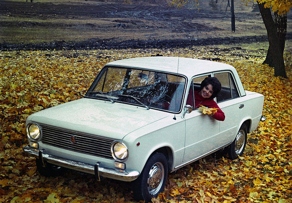 Lada 1200 (2101) 1971–82 images