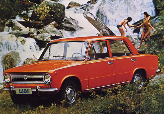Lada 1200 (2101) 1971–82 images