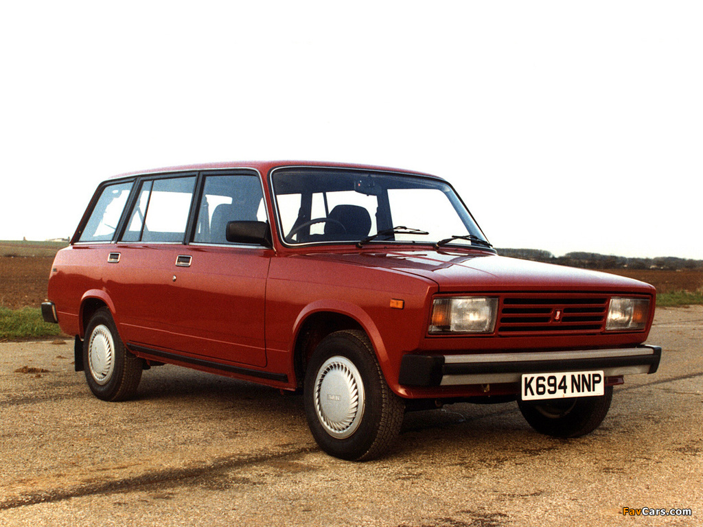 Images of Lada Riva 1.5L Estate (21047) 1991–92 (1024 x 768)