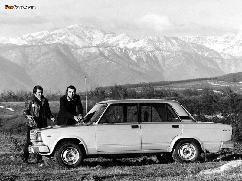 VAZ 2107 1978 photos (800 x 600)