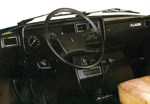 Lada 2107 1983–96 photos