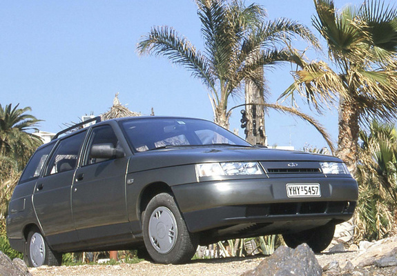 Pictures of Lada 111 (2111) 1997–2008