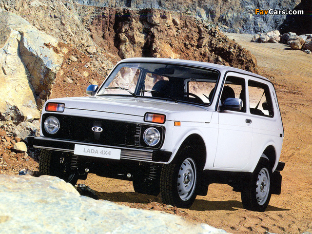 Pictures of Lada 4x4 (21214) 2009 (640 x 480)