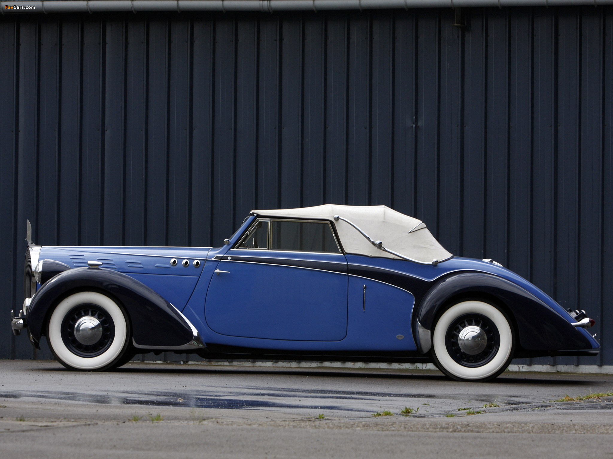 Photos of Voisin C30 Cabriolet 1938 (2048 x 1536)