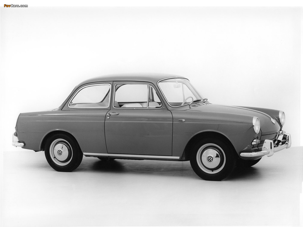 Photos of Volkswagen 1500 Limousine (Type3) 1961–65 (1280 x 960)
