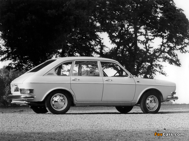 Images of Volkswagen 411 4-door Sedan (Type4) 1968–72 (640 x 480)