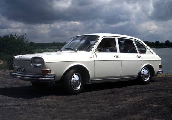 Vw 413 Volkswagen 411 4-door Sedan (Type4) 1968–72 images