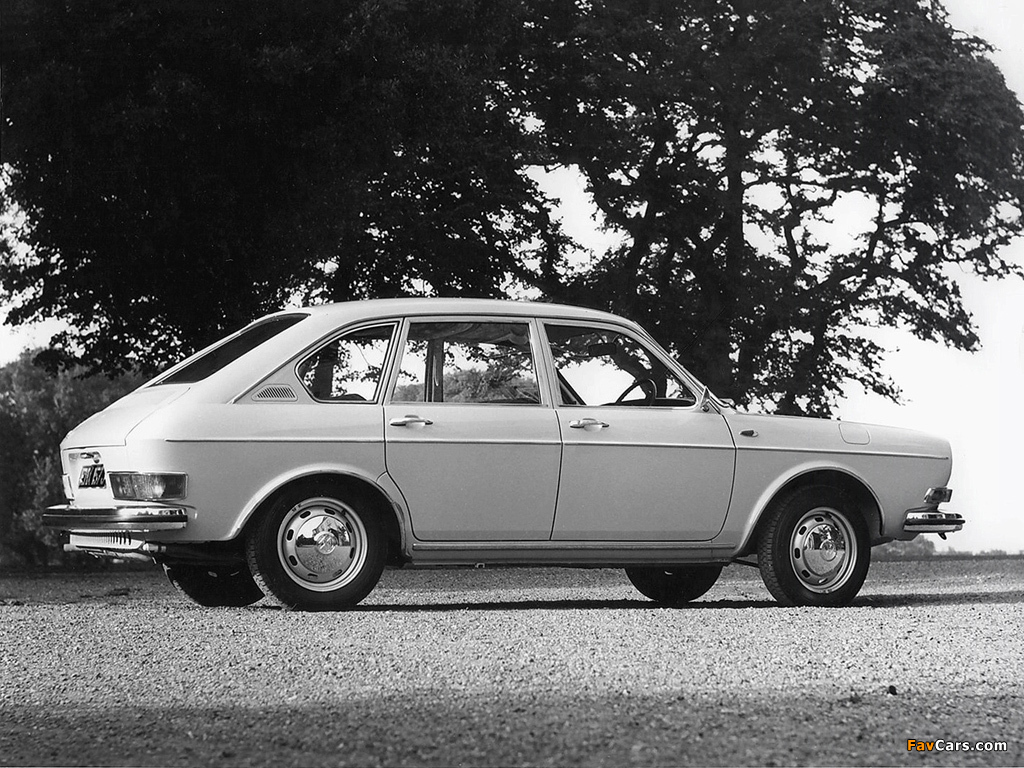 Volkswagen 411 4-door Sedan (Type4) 1968–72 pictures (1024 x 768)