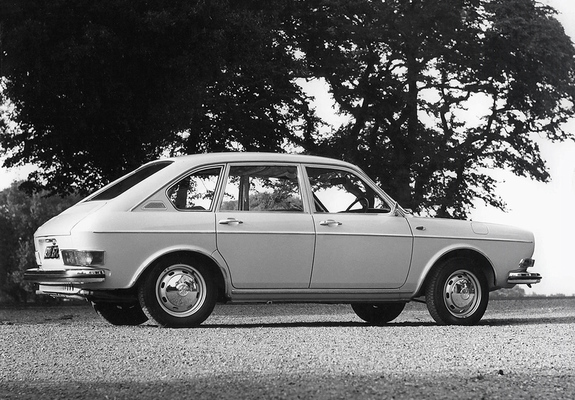 Volkswagen 411 4-door Sedan (Type4) 1968–72 pictures
