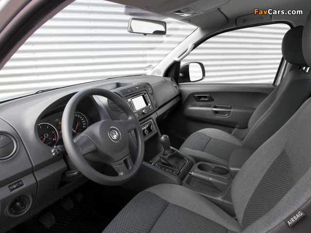 Images of Volkswagen Amarok Single Cab Comfortline 2010 (640 x 480)