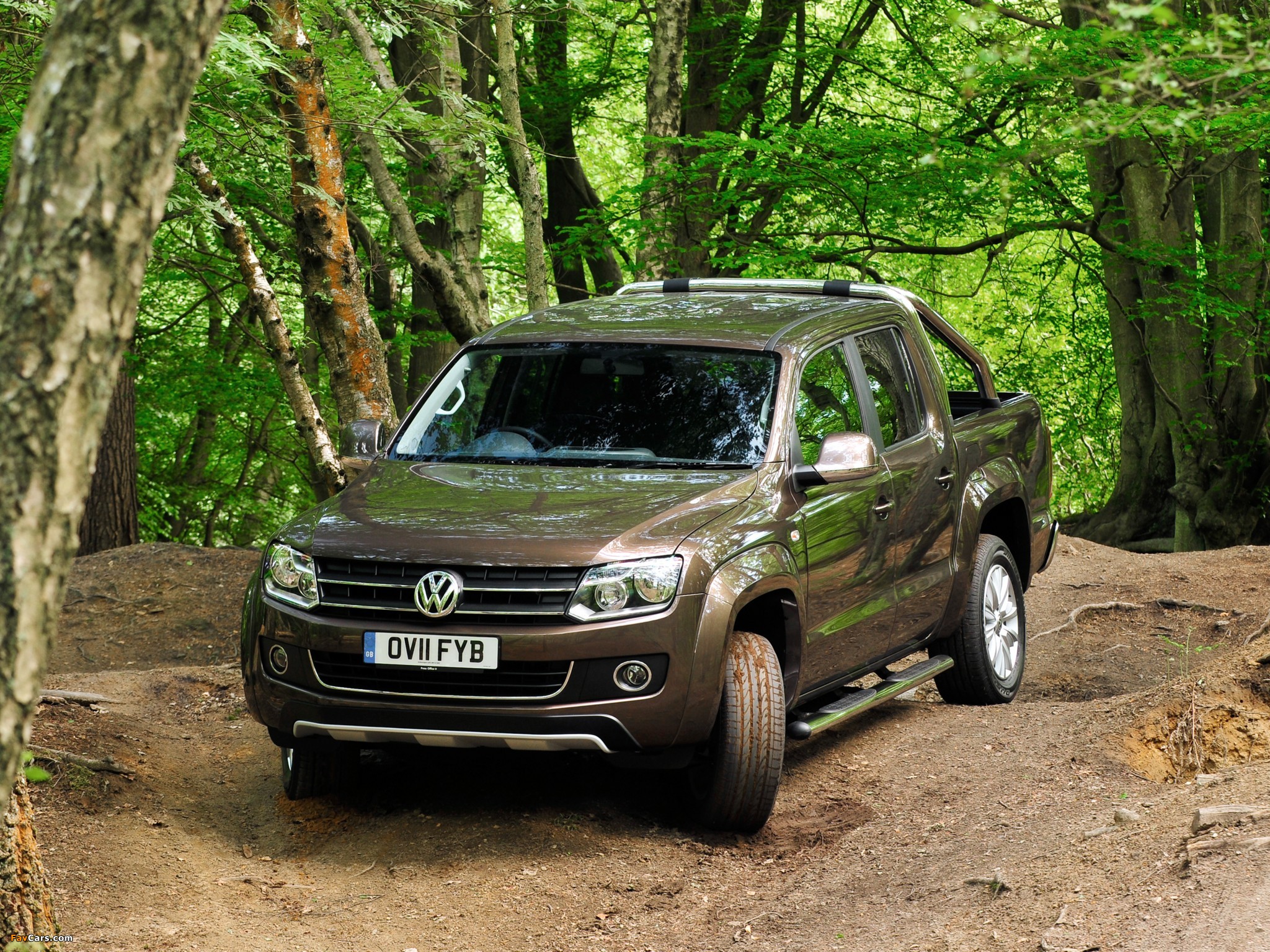 Images of Volkswagen Amarok Double Cab Highline UK-spec 2010 (2048 x 1536)