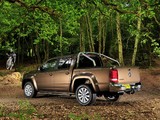 Photos of Volkswagen Amarok Double Cab Highline UK-spec 2010