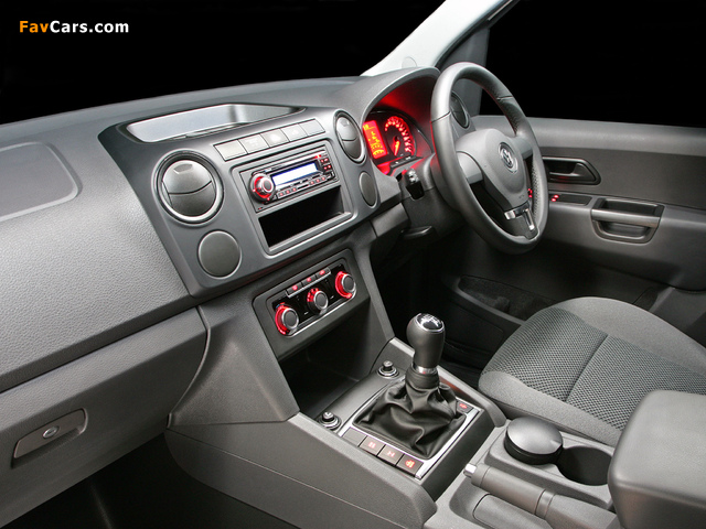 Volkswagen Amarok Single Cab Comfortline ZA-spec 2010 photos (640 x 480)