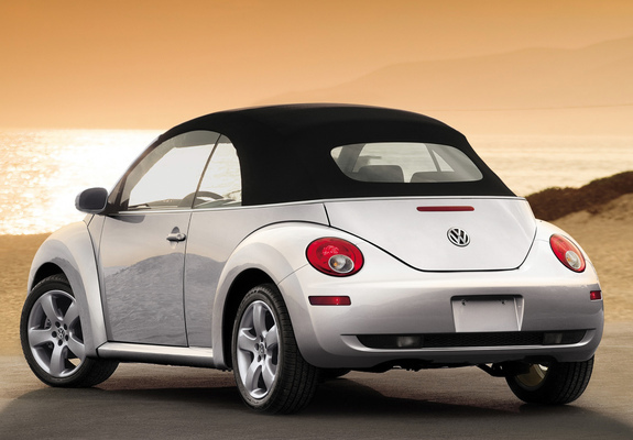 Images of Volkswagen New Beetle Convertible 2006–10
