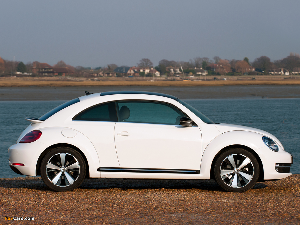 Images of Volkswagen Beetle UK-spec 2011 (1024 x 768)