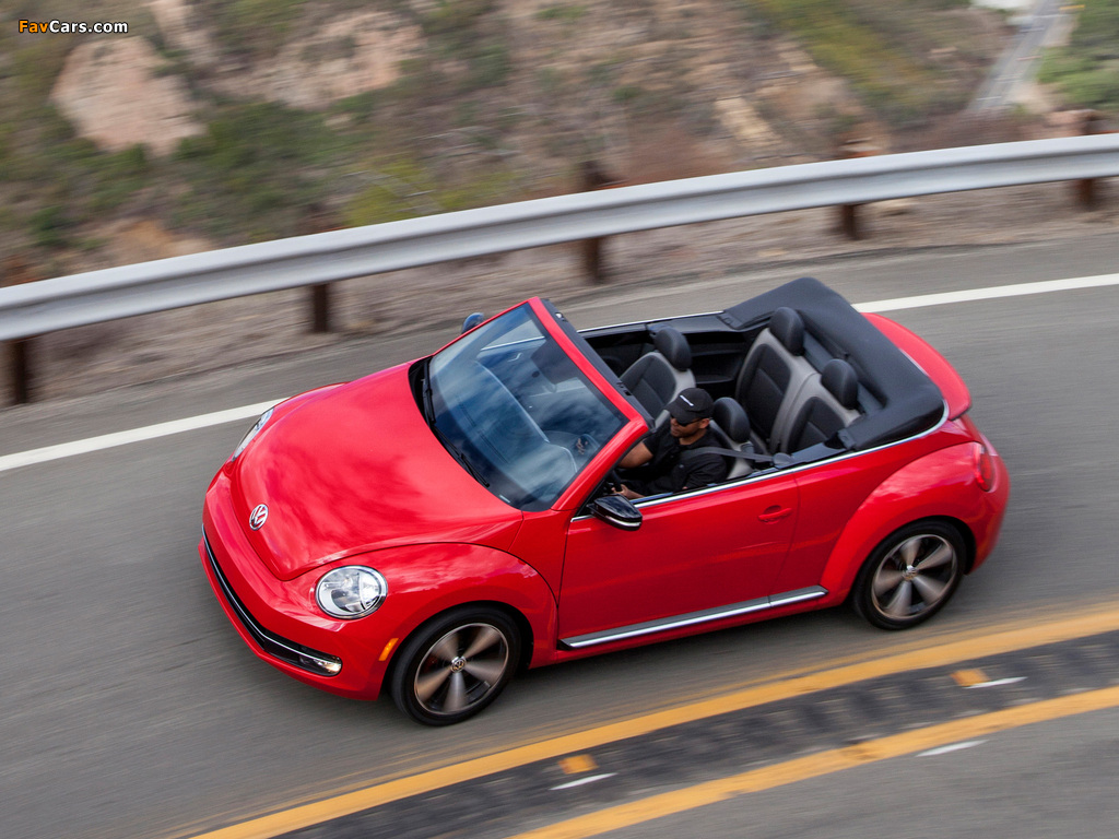 Images of Volkswagen Beetle Convertible Turbo 2012 (1024 x 768)