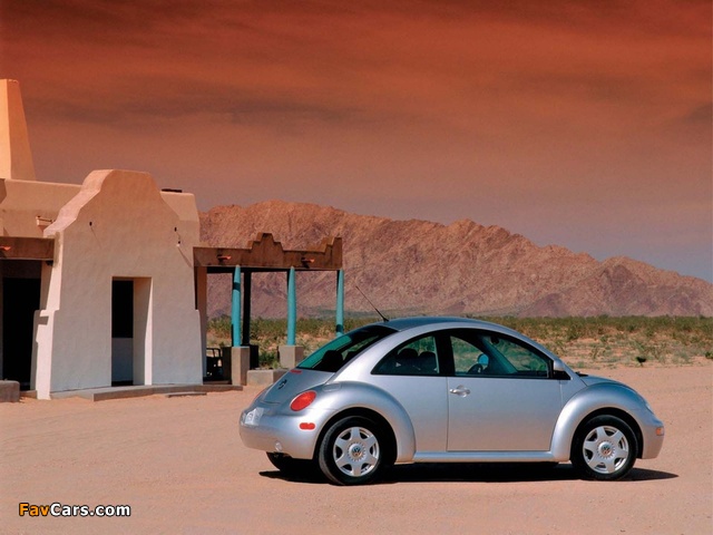 Photos of Volkswagen New Beetle US-spec 1998–2005 (640 x 480)