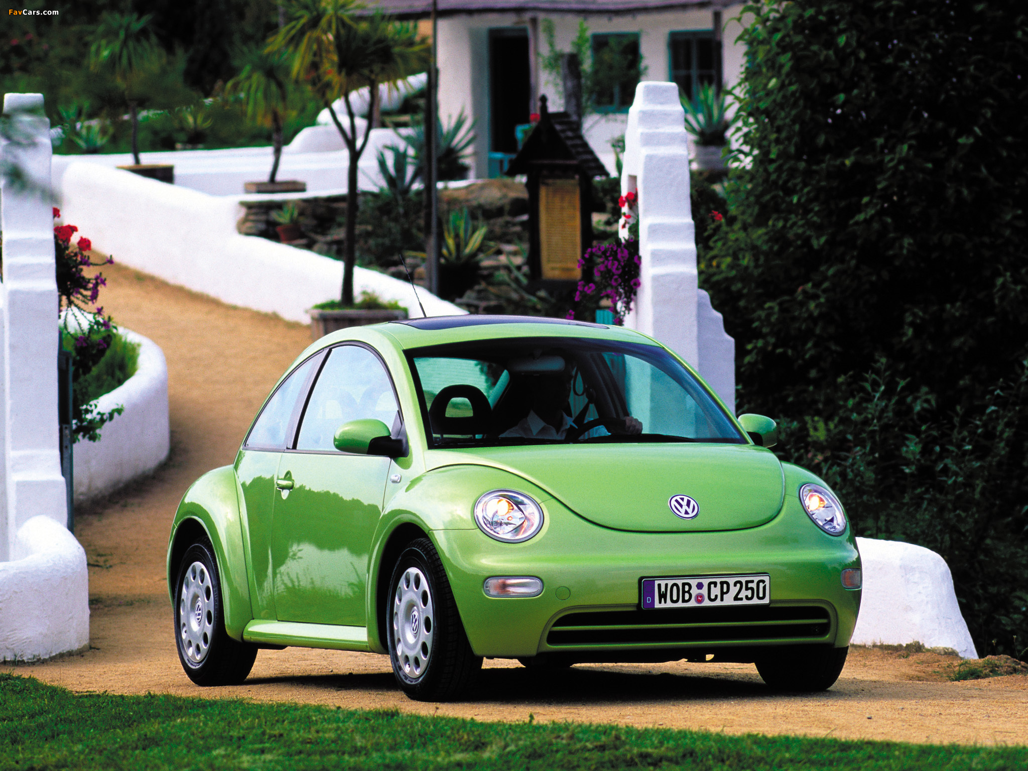 Photos of Volkswagen New Beetle 1998–2005 (2048 x 1536)