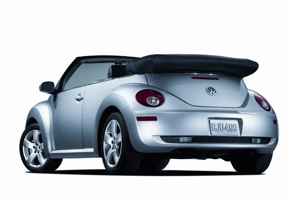 Photos of Volkswagen New Beetle Convertible 2006–10