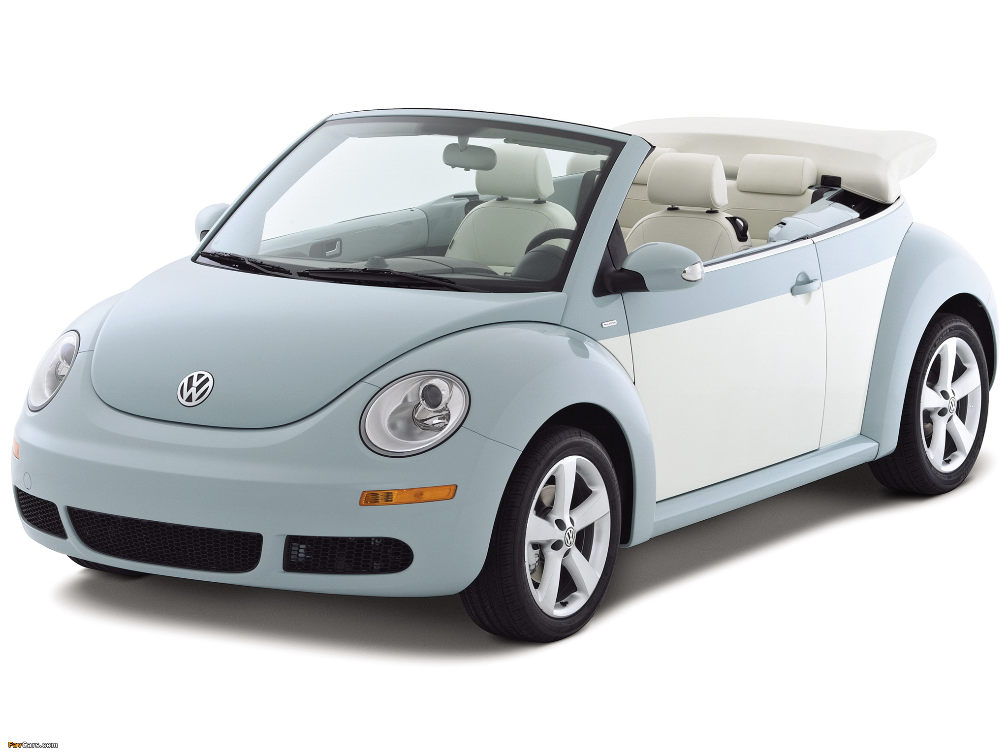 Photos of Volkswagen New Beetle Convertible Final Edition 2010 (2048 x 1536)