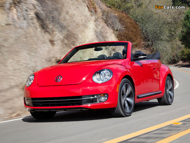 Photos of Volkswagen Beetle Convertible Turbo 2012 (640 x 480)