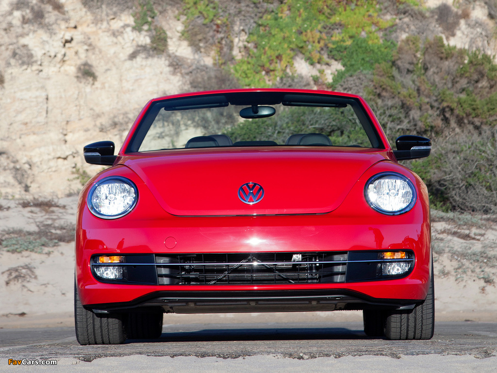 Photos of Volkswagen Beetle Convertible Turbo 2012 (1024 x 768)