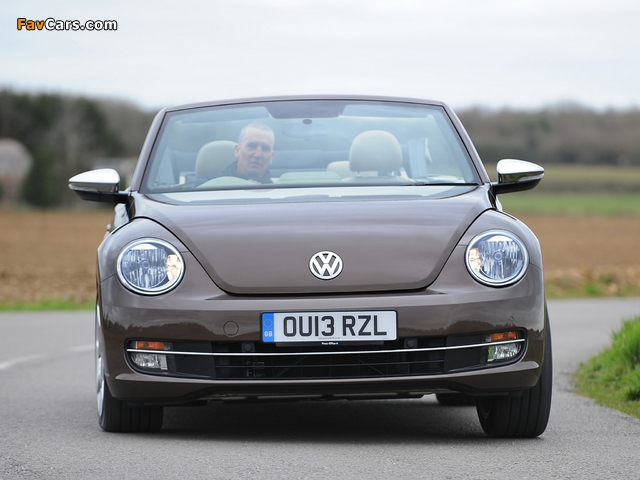 Photos of Volkswagen Beetle Cabrio 70s Edition UK-spec 2013 (640 x 480)