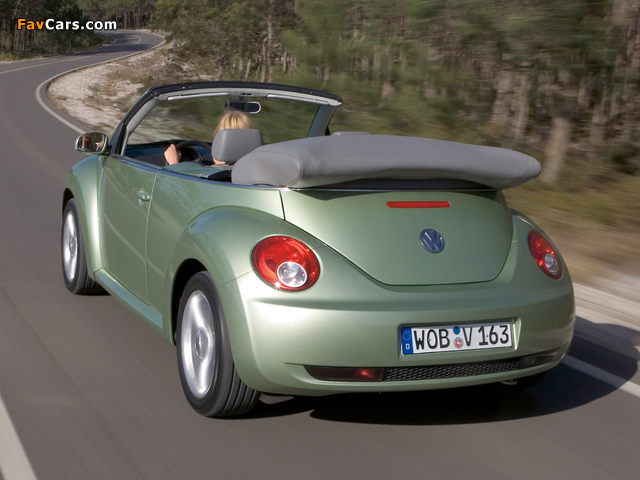 Pictures of Volkswagen New Beetle Cabrio 2006–10 (640 x 480)